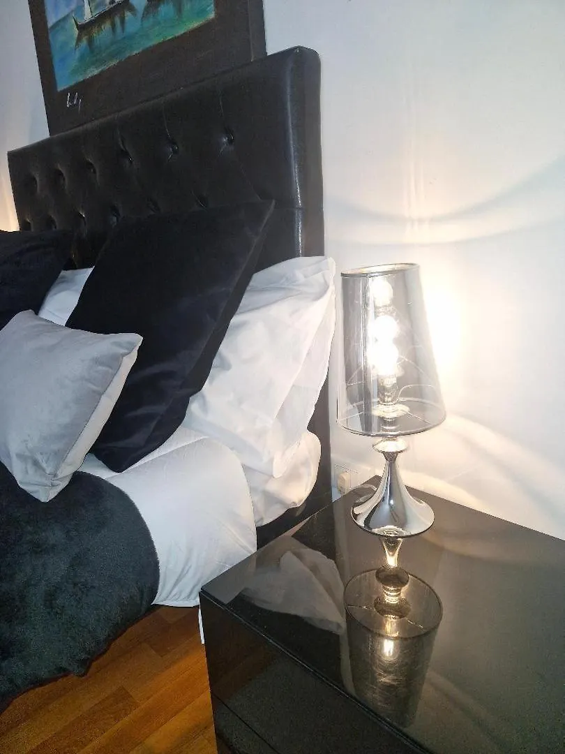 Apartment Luxury Archimede 80 Rome Italy