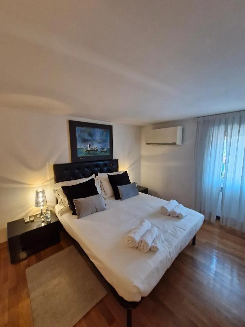 Apartment Luxury Archimede 80 Rome