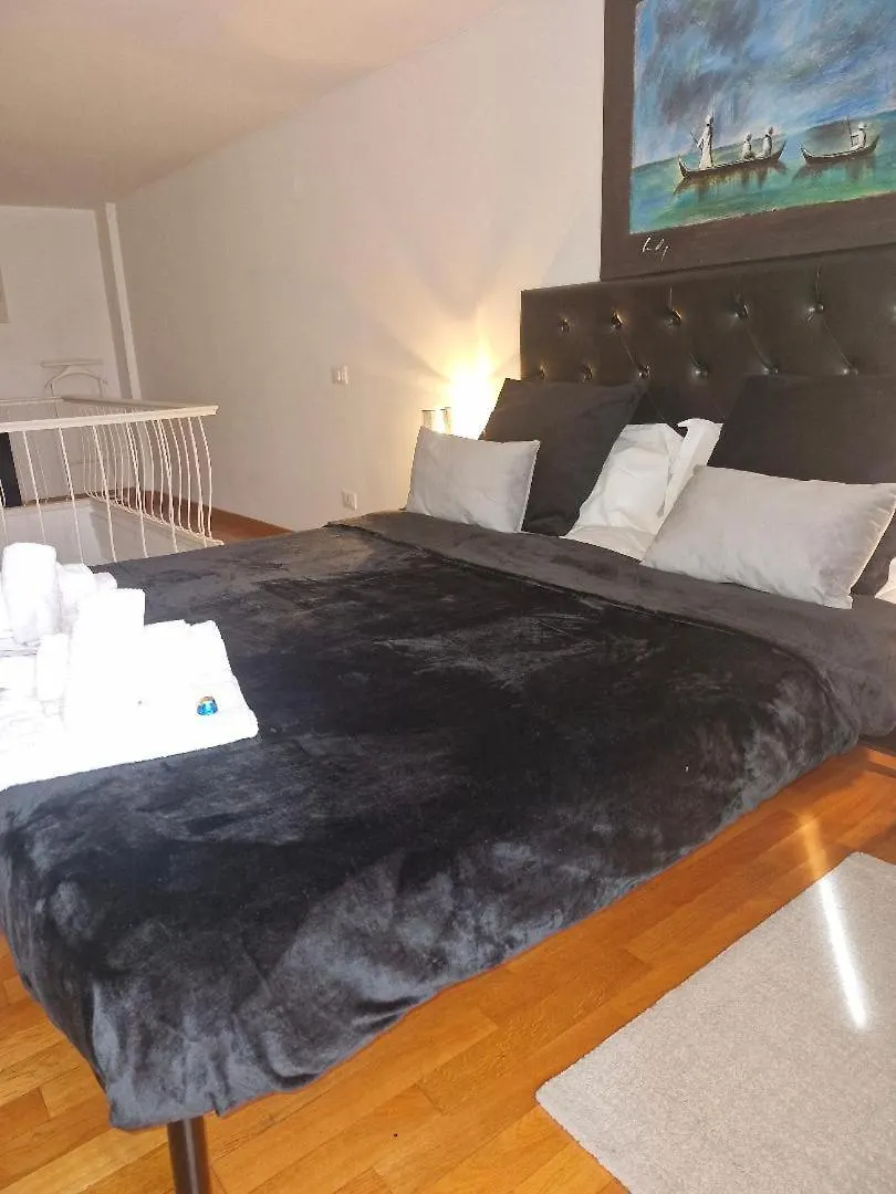 Apartment Luxury Archimede 80 Rome 0*,  Italie